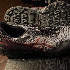 ASICS ALL TERRAIN RUNNING size 15 Wide  Men's Athletic Shoes - Gray and Red